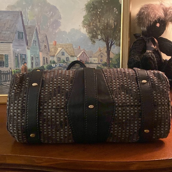 Valentino Garavani large handbag vintage black leather with fabric gold hardware - Picture 8 of 14